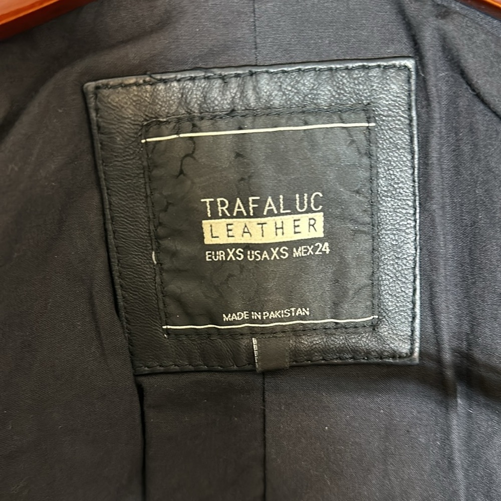 Trafaluc Jacket - image 4